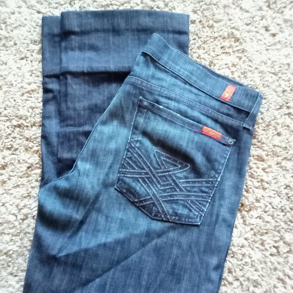 7 For All Mankind Dark Blue Capri Jeans
